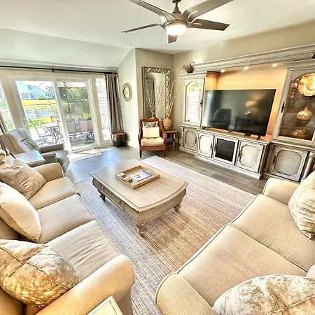 5128 Beachwalk